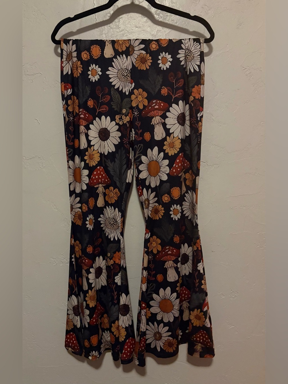 🍂 SHEIN Curve Mushroom & Daisy Flare Bell Bottom Pants | 0XL